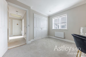 bed5- click for photo gallery